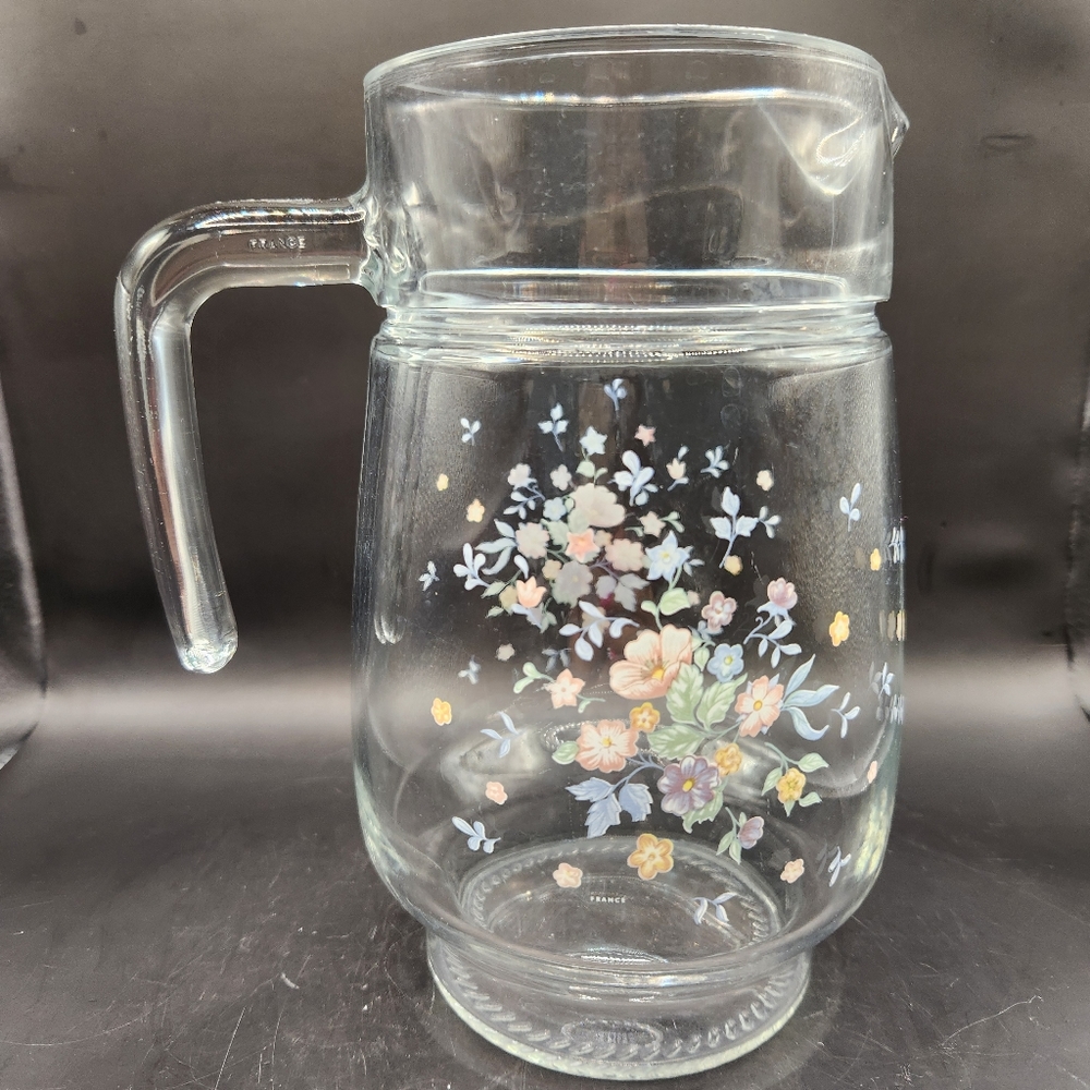 Vintage Arcoroc Glass Pitcher Dainty Pink/Blue Flowers France 48 Ounce - Picture 3 of 8